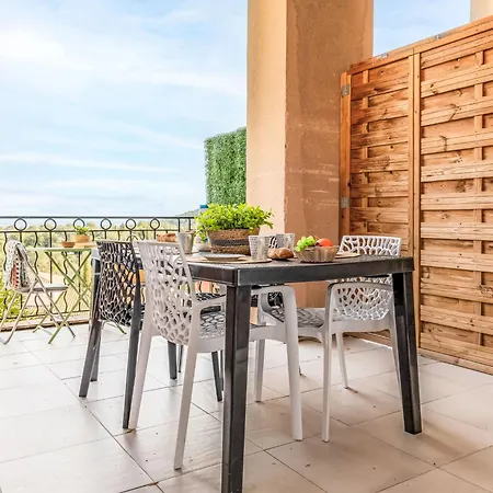 Apartamento J6 174 L'esquinade By Interhome *
