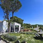 شقة J6 174 L'esquinade By Interhome