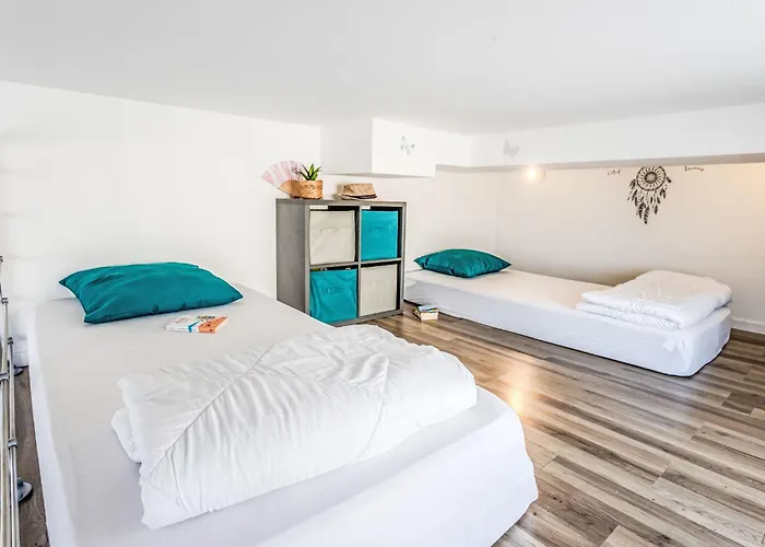 J6 174 L'esquinade By Interhome * Saint-Raphaël