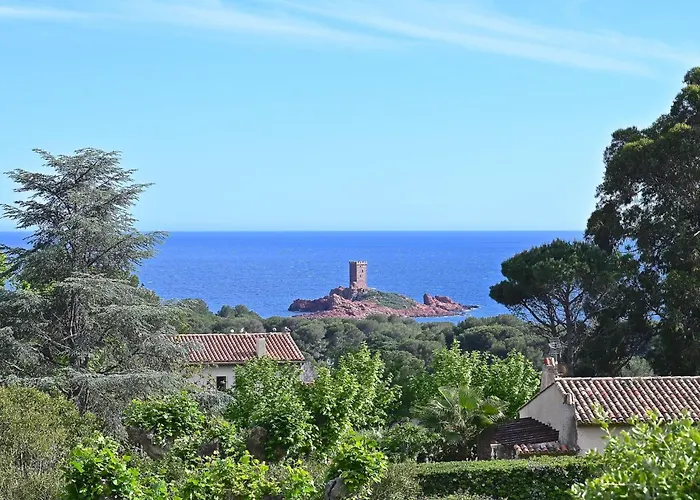 Apartment J6 174 L'esquinade By Interhome Saint-Raphaël